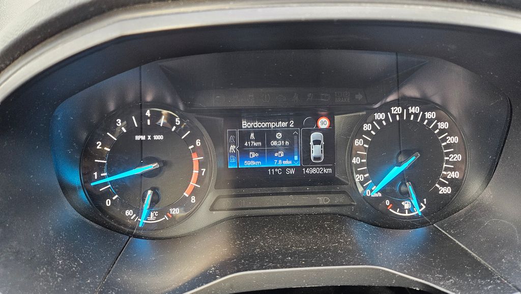 ford-galaxy-1-5i-16v - 9