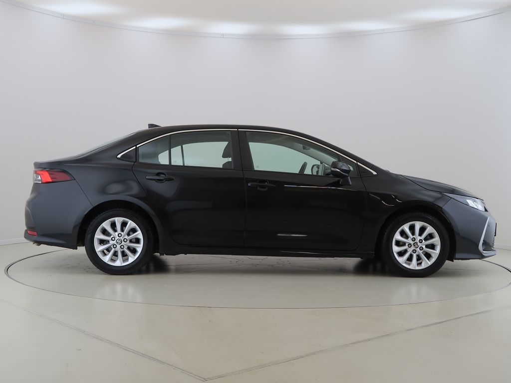 toyota-corolla-1-5vvt-i-cz-1maj-comfort-tech - 3