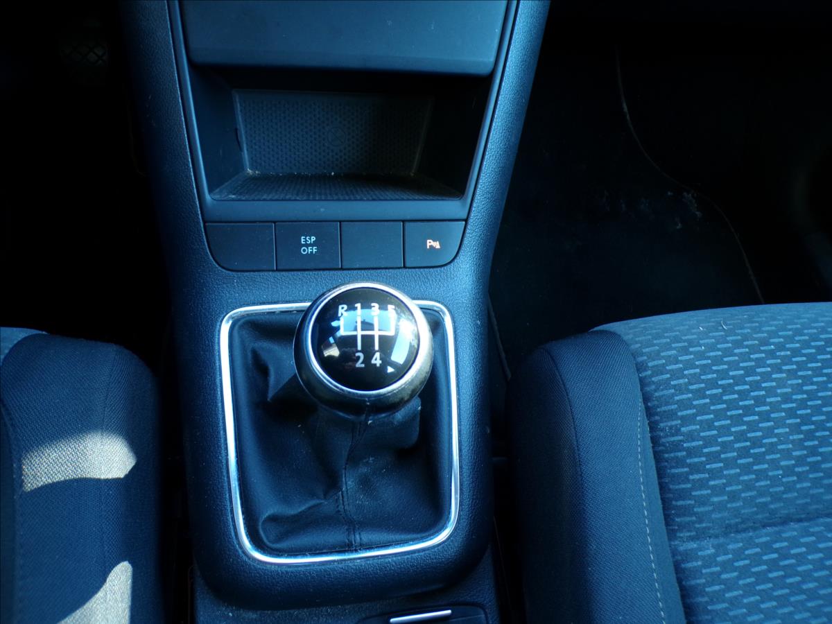 volkswagen-golf-plus-1-6-mpi-nove-rozvody - 7