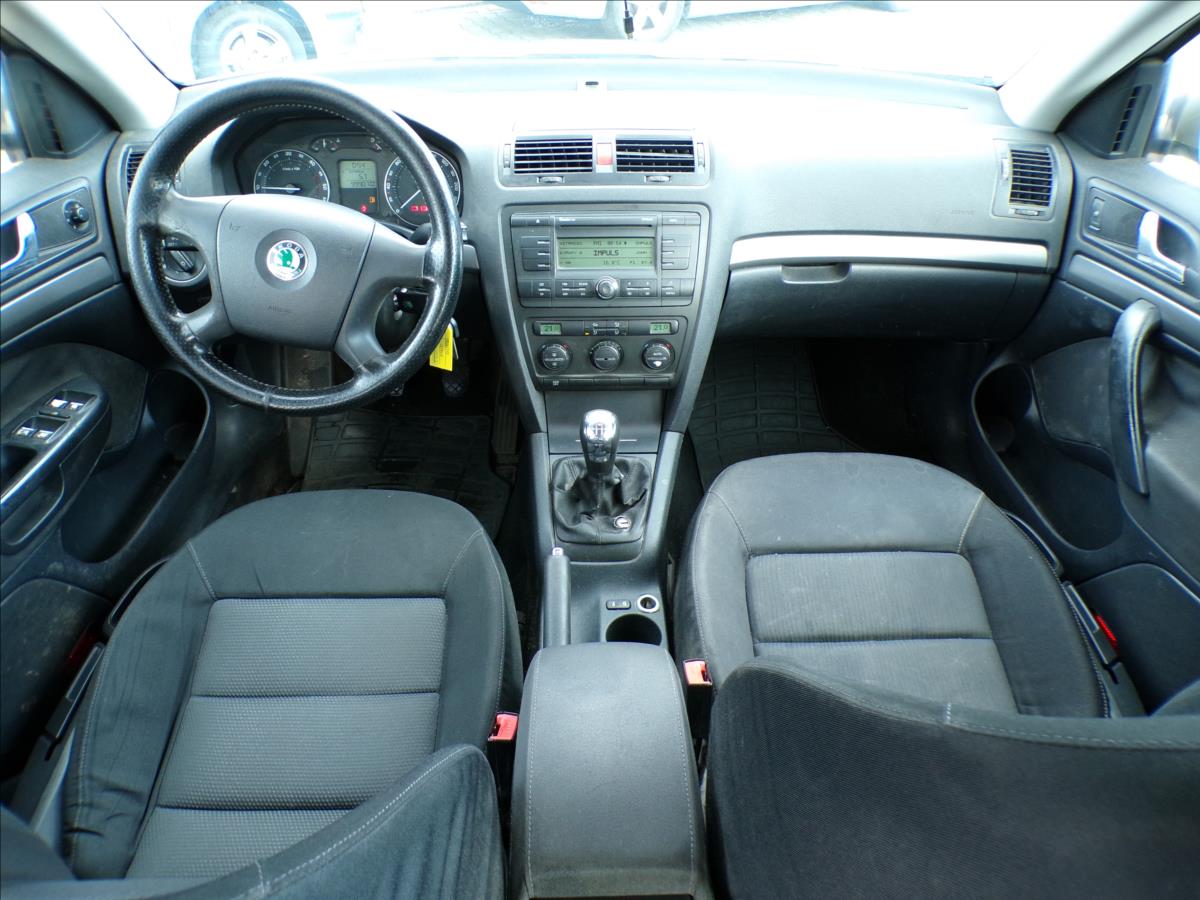 skoda-octavia-2-0-tdi-tazne-zarizeni - 6