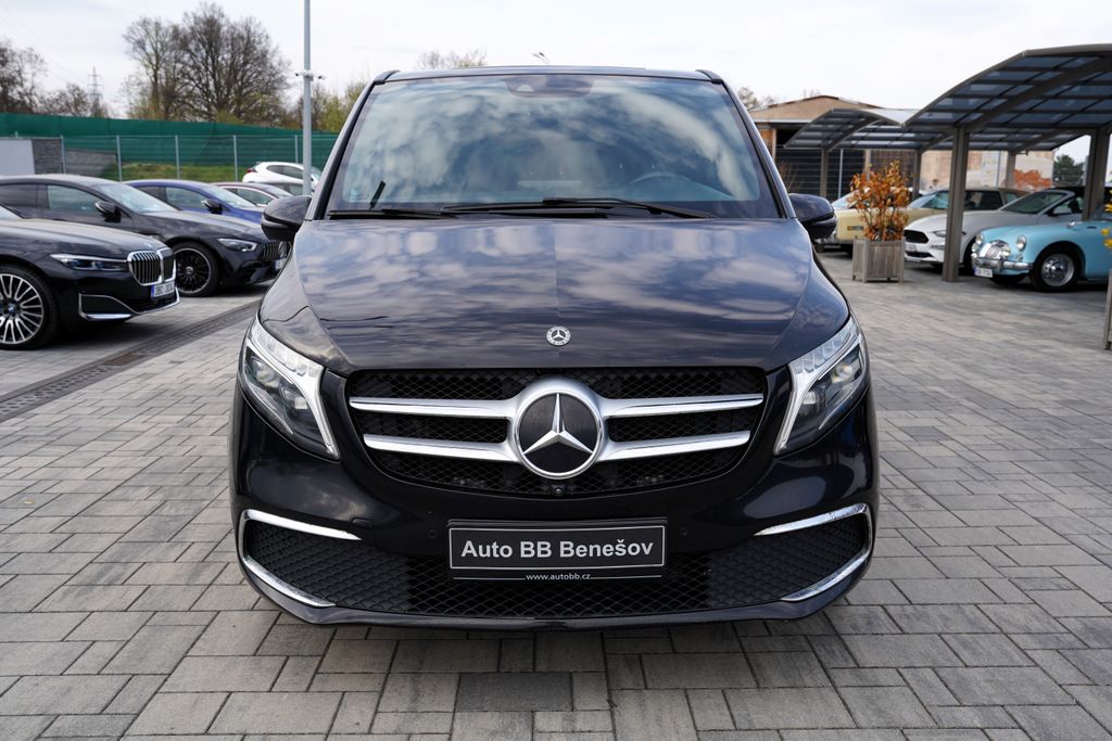 Mercedes-Benz Třídy V V300d XL/Burm/ČR/8 míst/176 KW