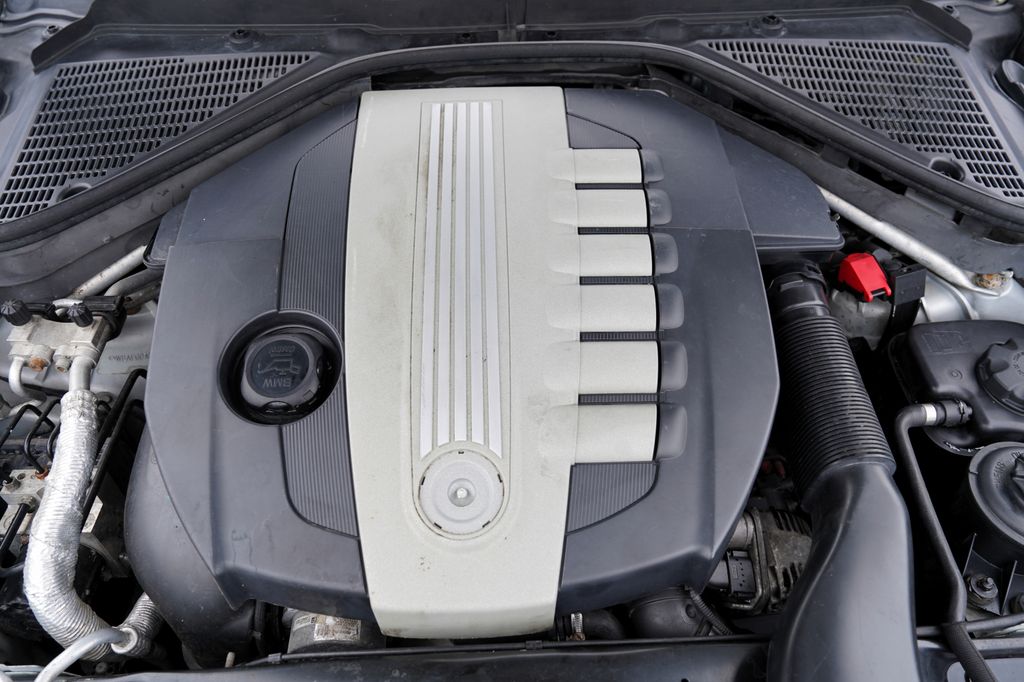 bmw-x6-35d-xdrive-21-al-kuze-navi - 9