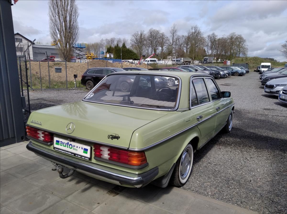 mercedes-benz-200-2-0-200-d-123 - 6