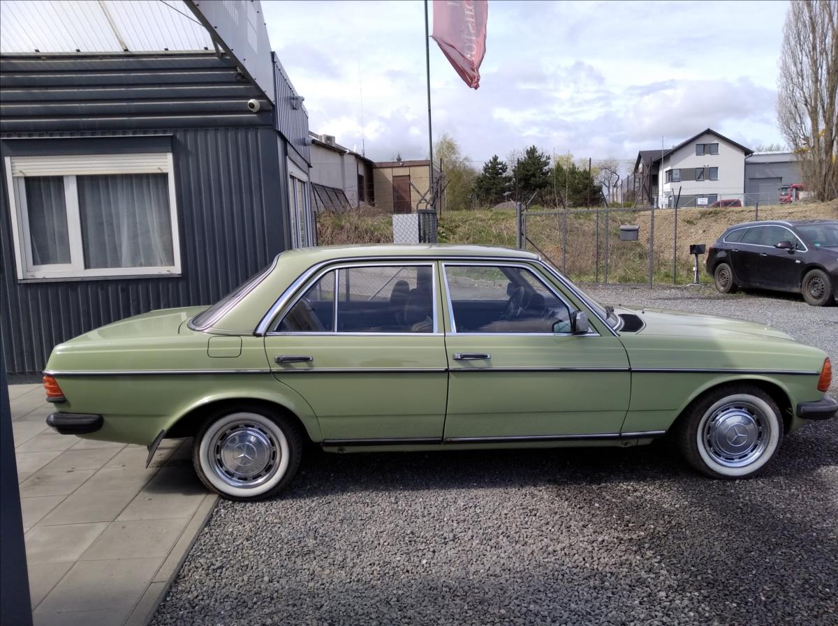 mercedes-benz-200-2-0-200-d-123 - 7