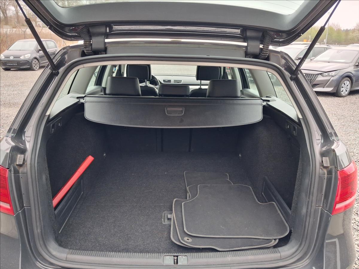 volkswagen-passat-2-0-125kw-4x4-alcantara-servis - 8