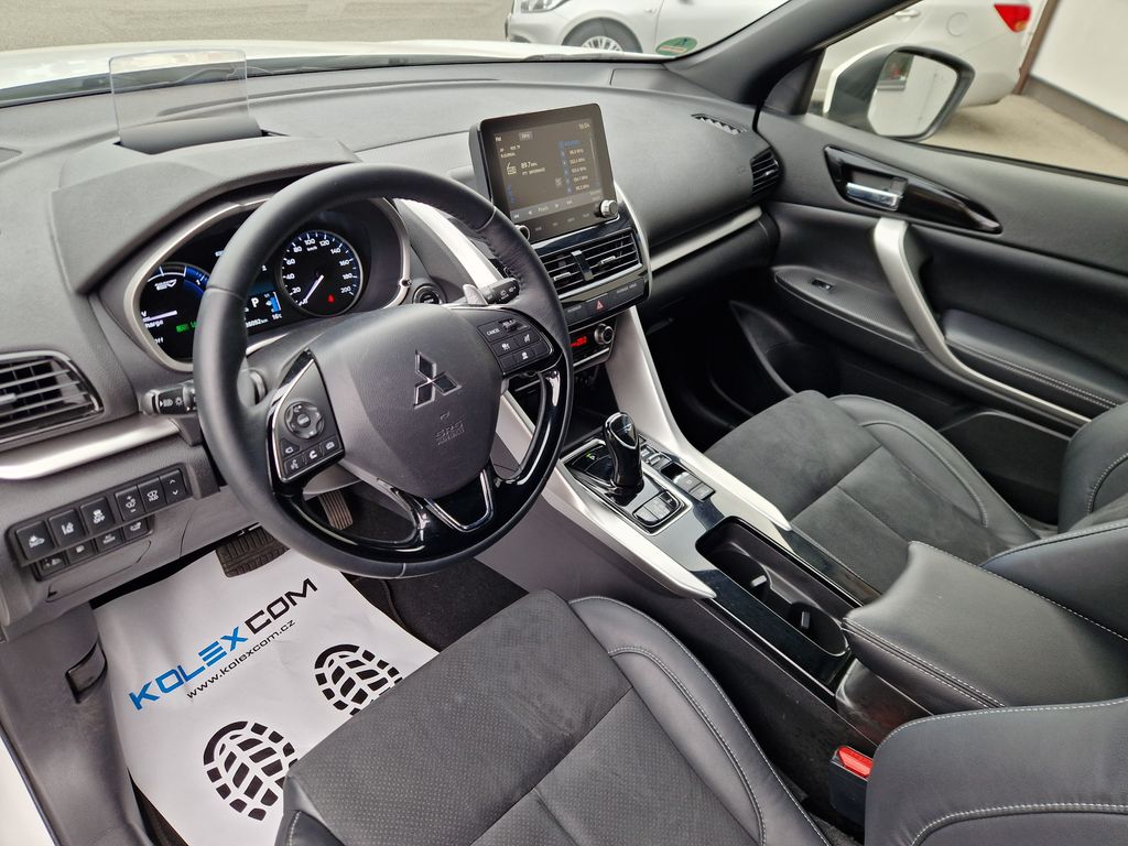 mitsubishi-2-4-phev-4x4 - 8