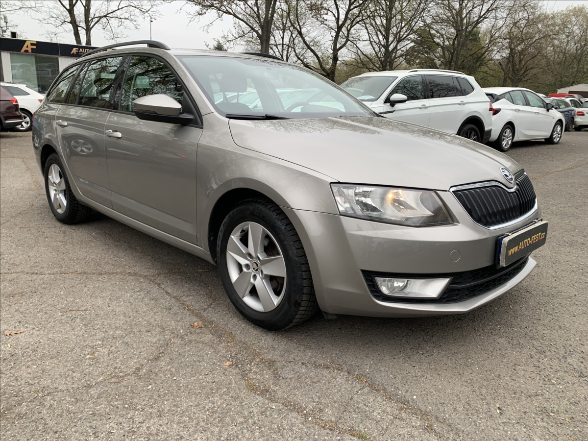 skoda-octavia-1-6-tdi-81kw-ambiente-cr - 2