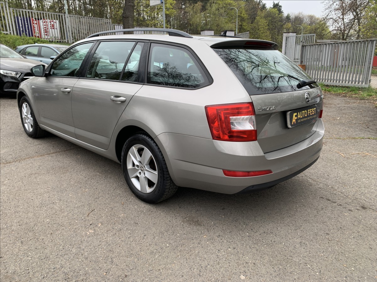 skoda-octavia-1-6-tdi-81kw-ambiente-cr - 6