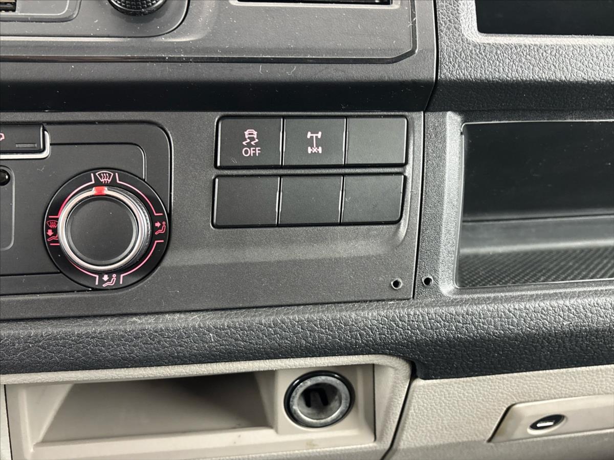 volkswagen-transporter-2-0-tdi-4motion - 9