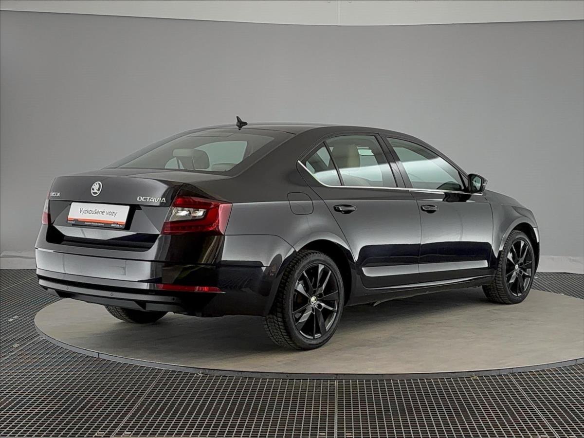 skoda-octavia-2-0-2-0tdi-style-plus-7dsg - 1