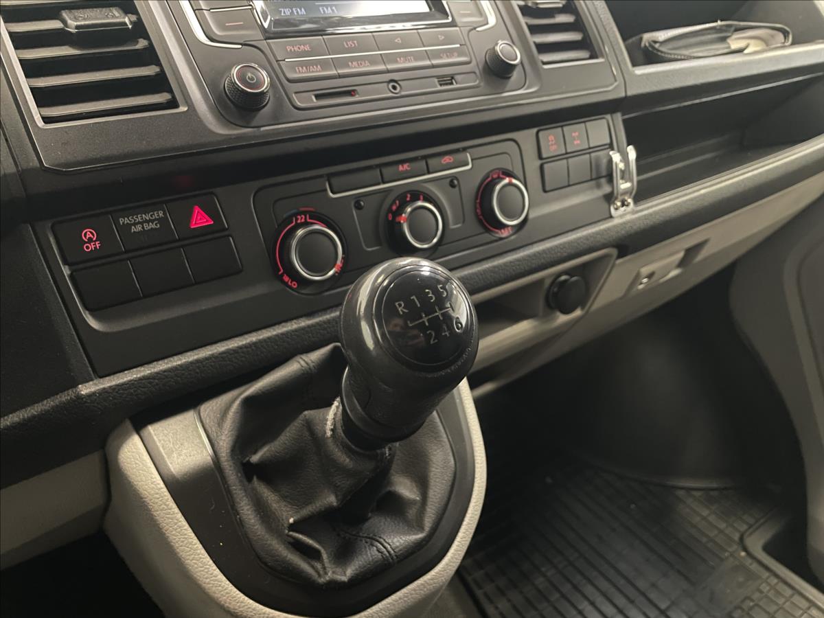 volkswagen-transporter-2-0-tdi-4motion - 8