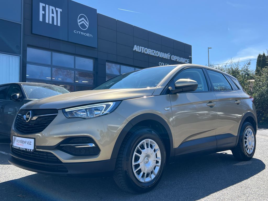 Opel Grandland X 1.2 131k SERVIS ZÁRUKA VÝHŘEV