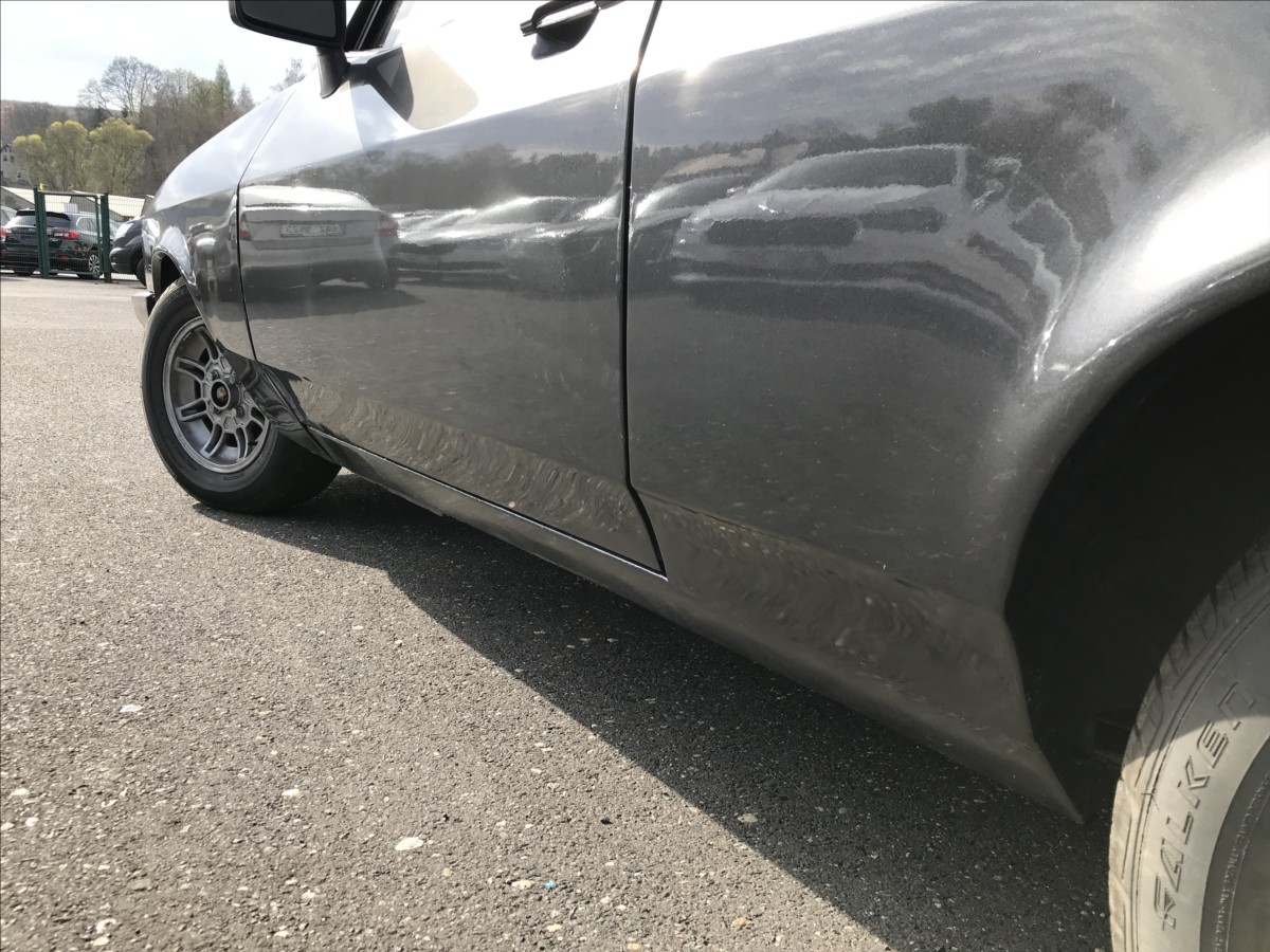 ford-capri-2-0-i-66kw - 8