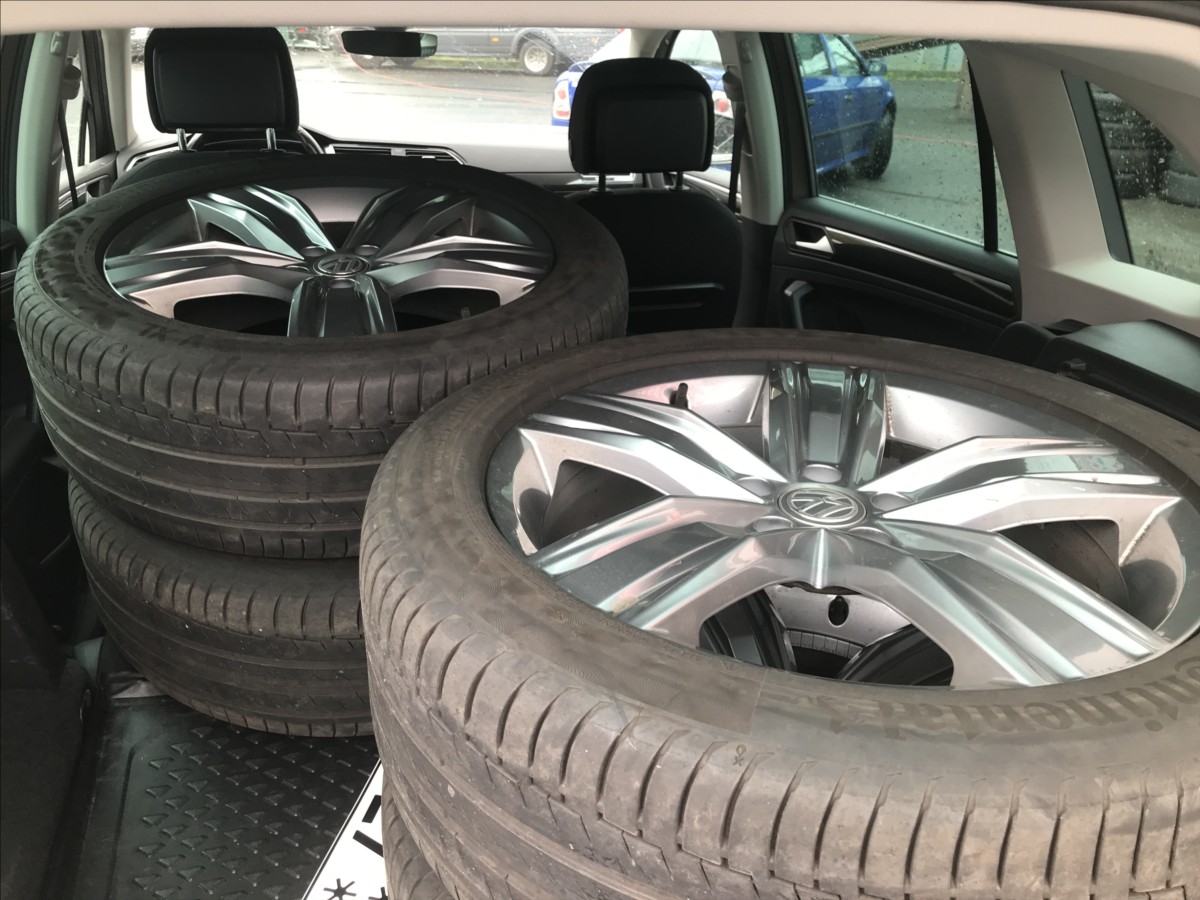 volkswagen-tiguan-2-0-tdi-4x4-dsg-140kw-maraton - 5