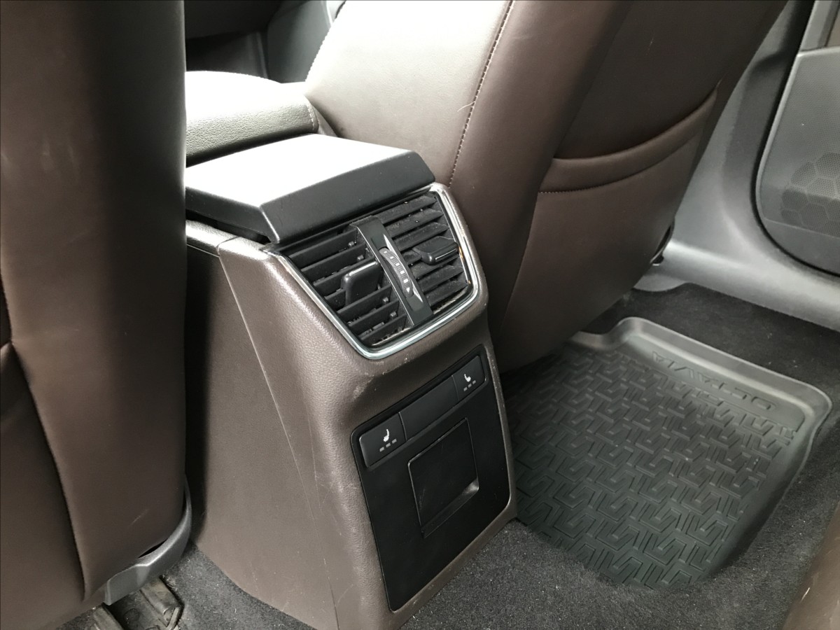 skoda-octavia-2-0-tdi-dsg-4x4-laurinklement - 8