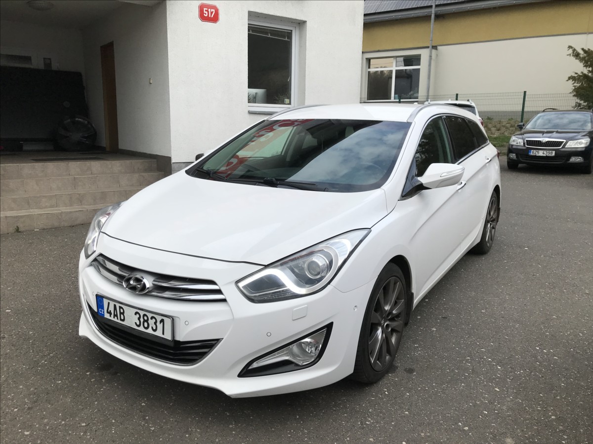 hyundai-i40-1-7-crdi-100kw-combi - 2