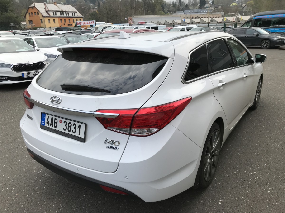 hyundai-i40-1-7-crdi-100kw-combi - 4