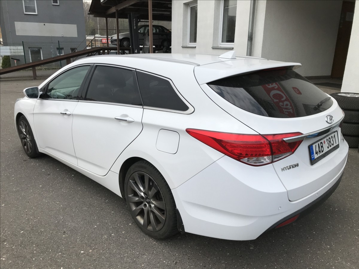 hyundai-i40-1-7-crdi-100kw-combi - 5