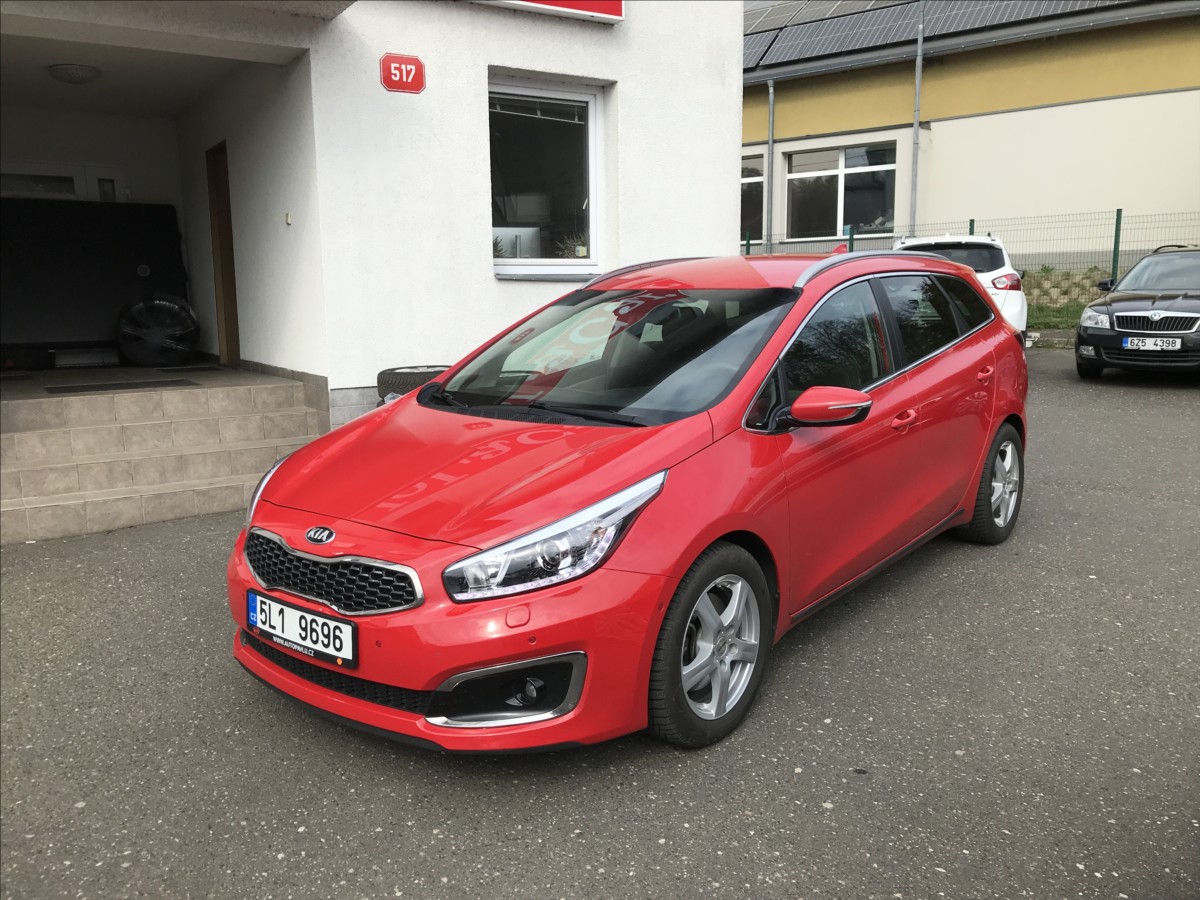 kia-ceed-1-6-99kw-automat-max-vybava - 1