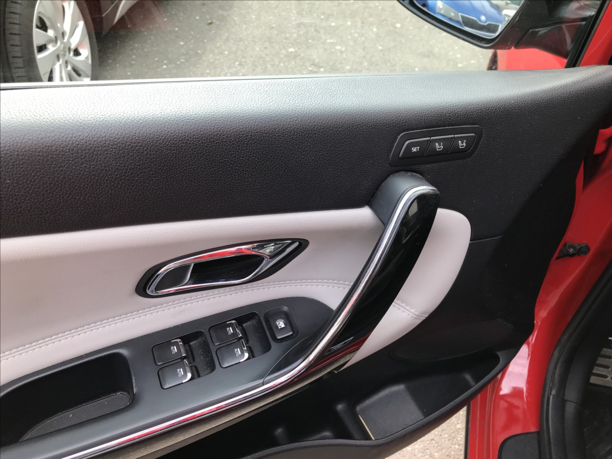 kia-ceed-1-6-99kw-automat-max-vybava - 6