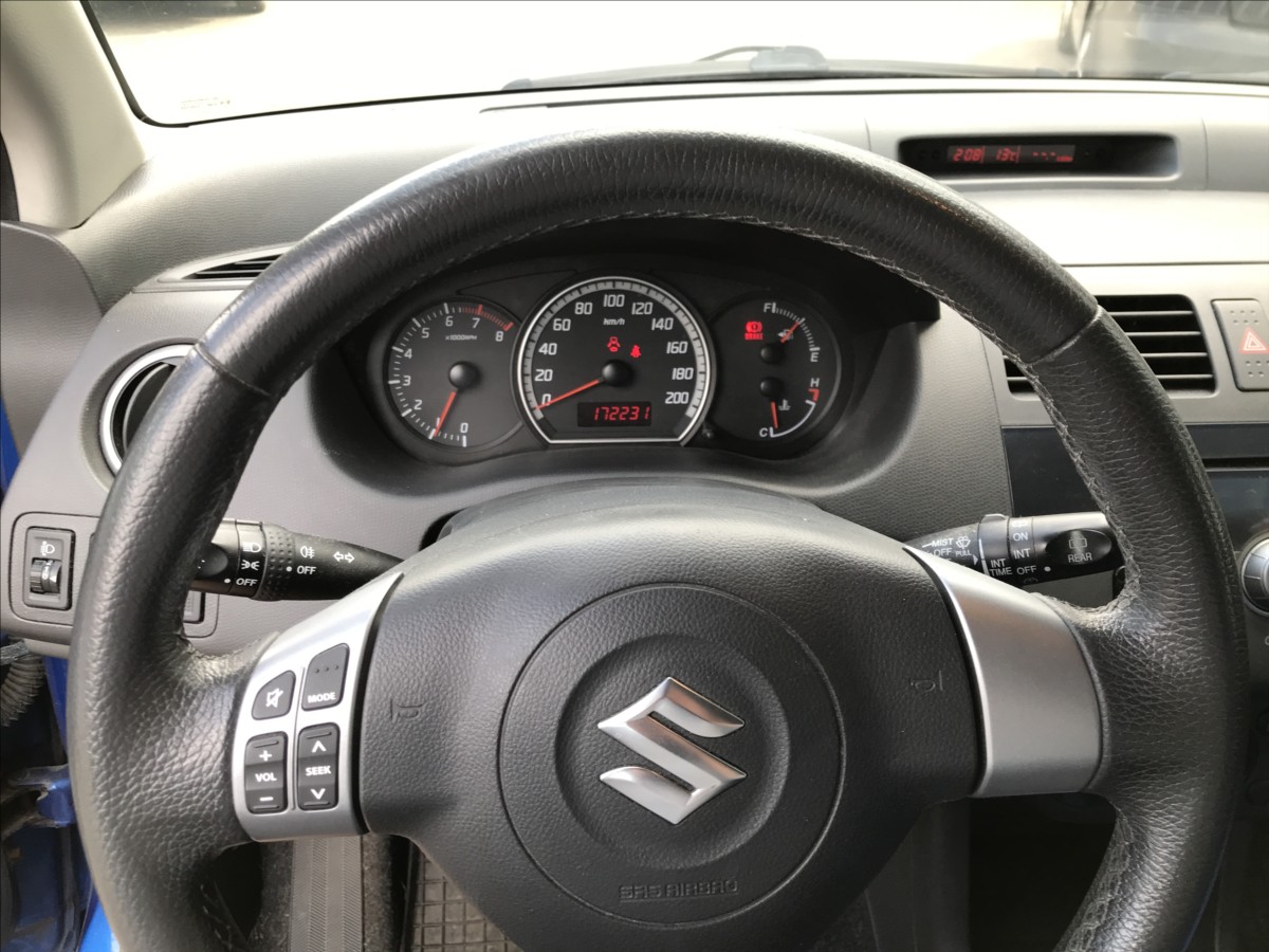 suzuki-swift-1-3-i-67kw-5dv-ac - 7