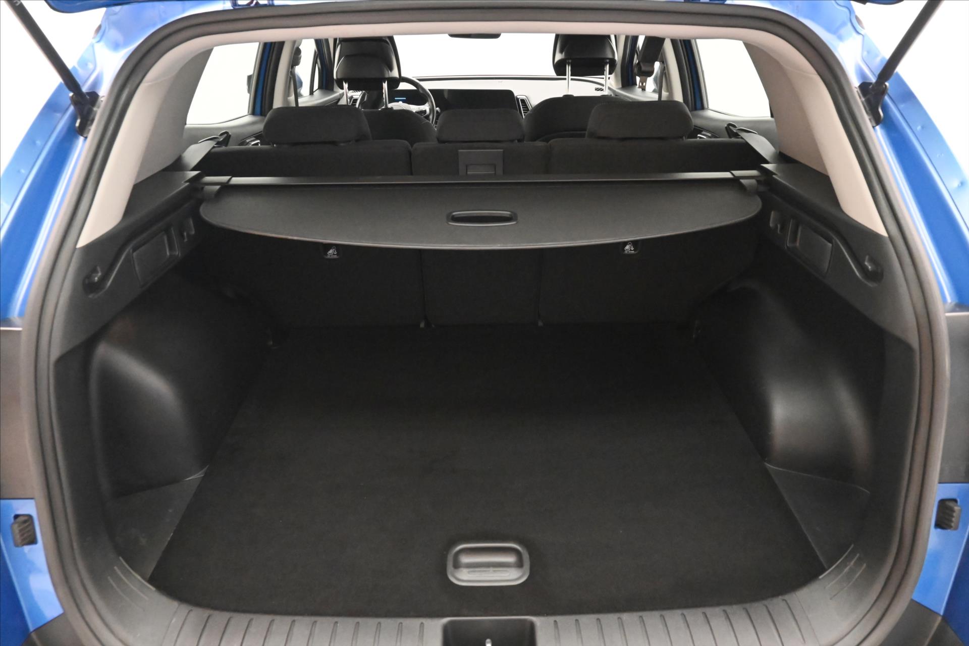 kia-sportage-1-6-t-gdi-110-kw-zaruka-az-5-let - 9