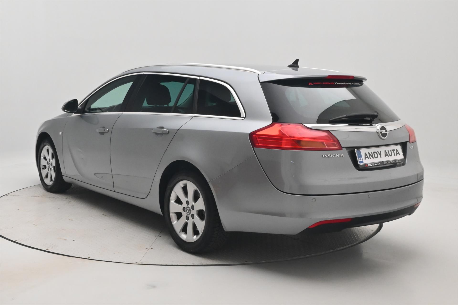 opel-insignia-2-0-cdti-118-kw-navigace - 6