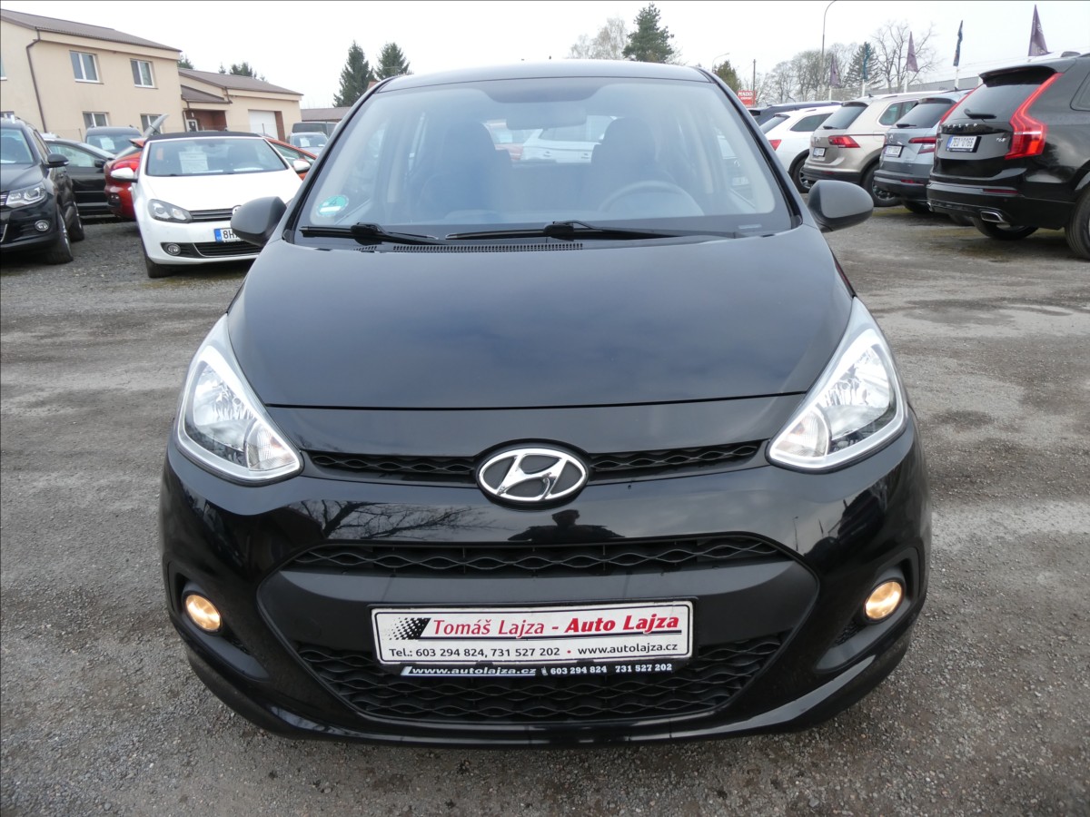 hyundai-i10-1-0-i-1-majitel-serviska-2x-kola - 1