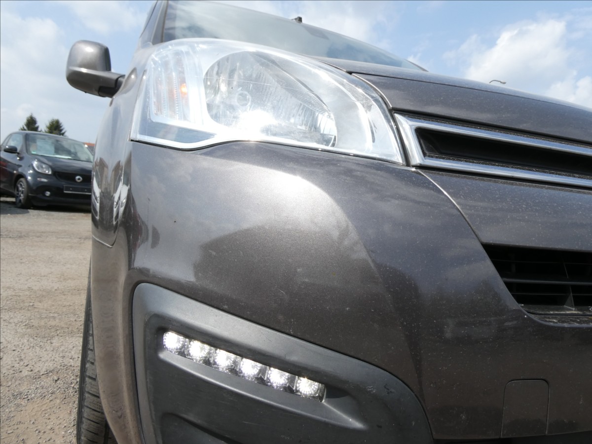 citroen-berlingo-1-6-hdi-73kw-multispace-zaves - 4