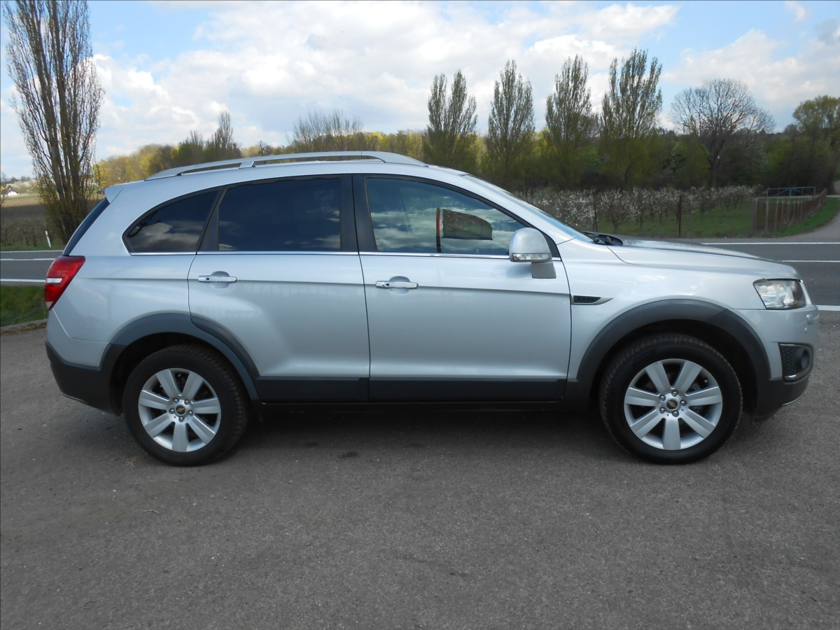chevrolet-captiva-2-2-135-kw-7-mist-4x4-serviska - 5
