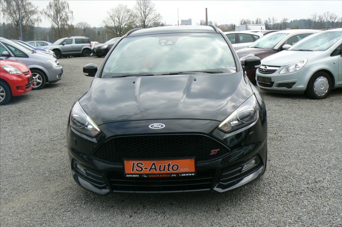 ford-focus-2-0-st-184-kw-44526-km - 2