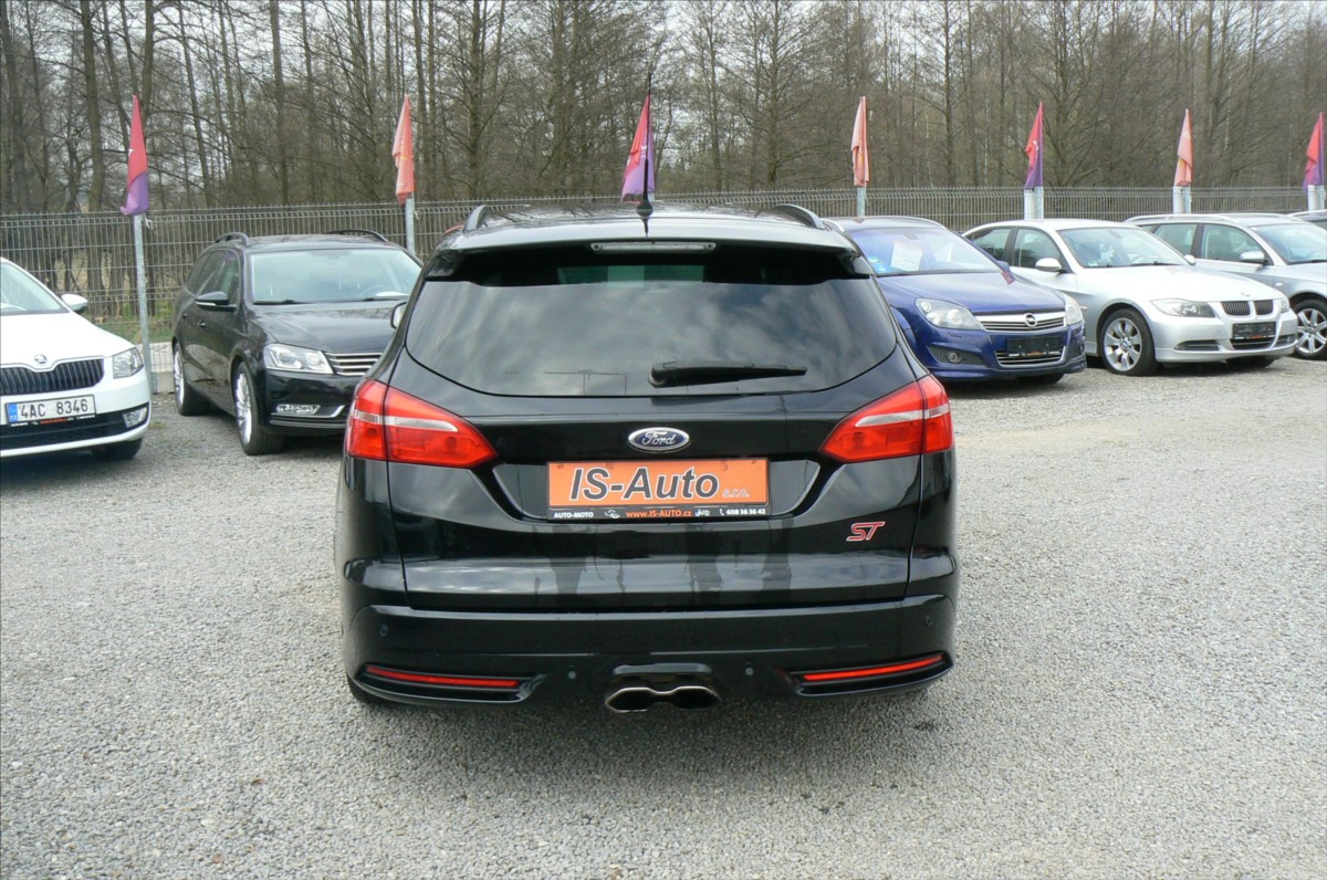 ford-focus-2-0-st-184-kw-44526-km - 5