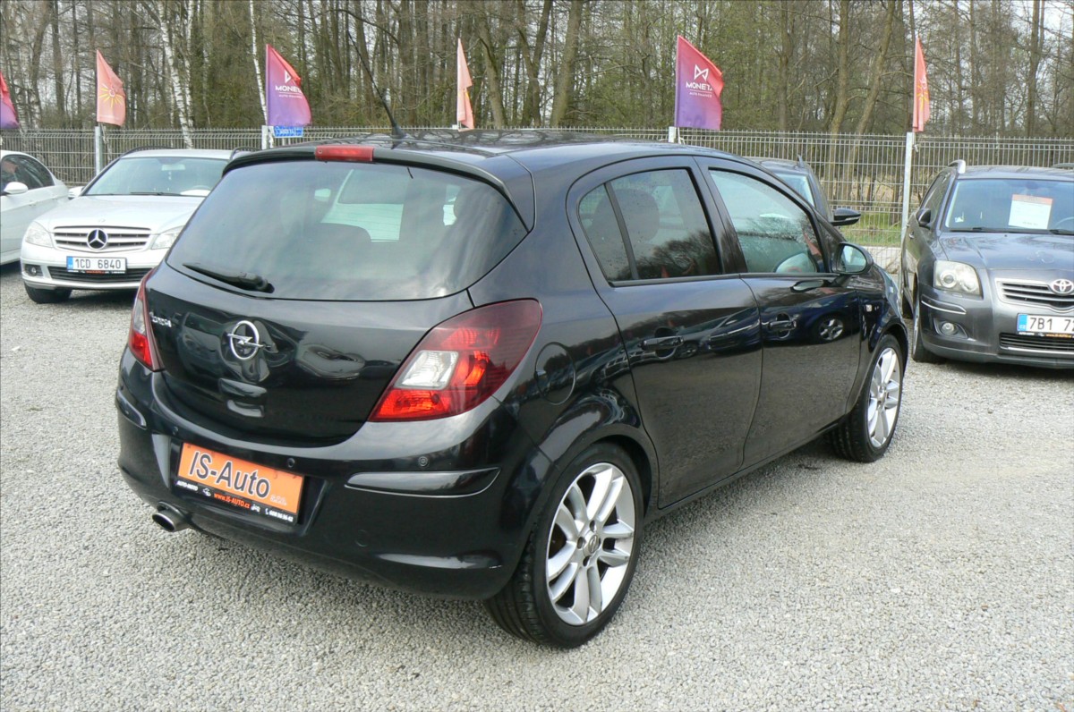 opel-corsa-1-4-color-edition - 3