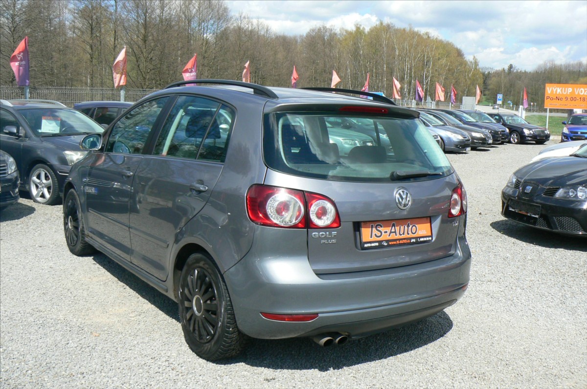 volkswagen-golf-plus-2-0-tdi - 3
