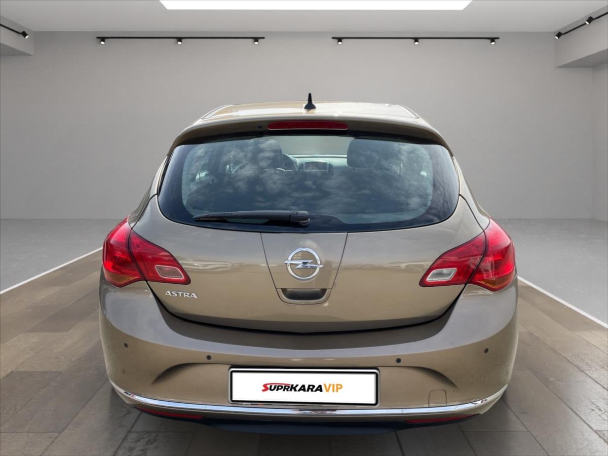 opel-astra-1-6-16v-d-klima-pdc-vyhr-sedadla-a-volant-servisni-historie-nove-rozvody - 5