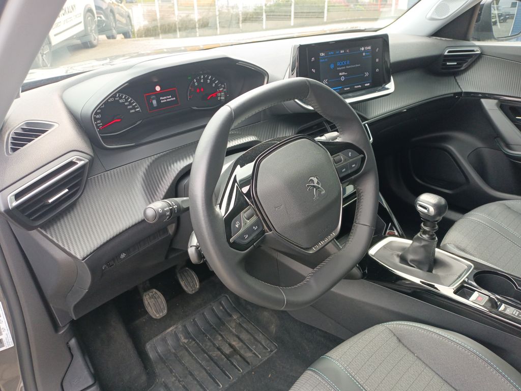 peugeot-2008-allure-1-2-pt-130k-man6 - 6