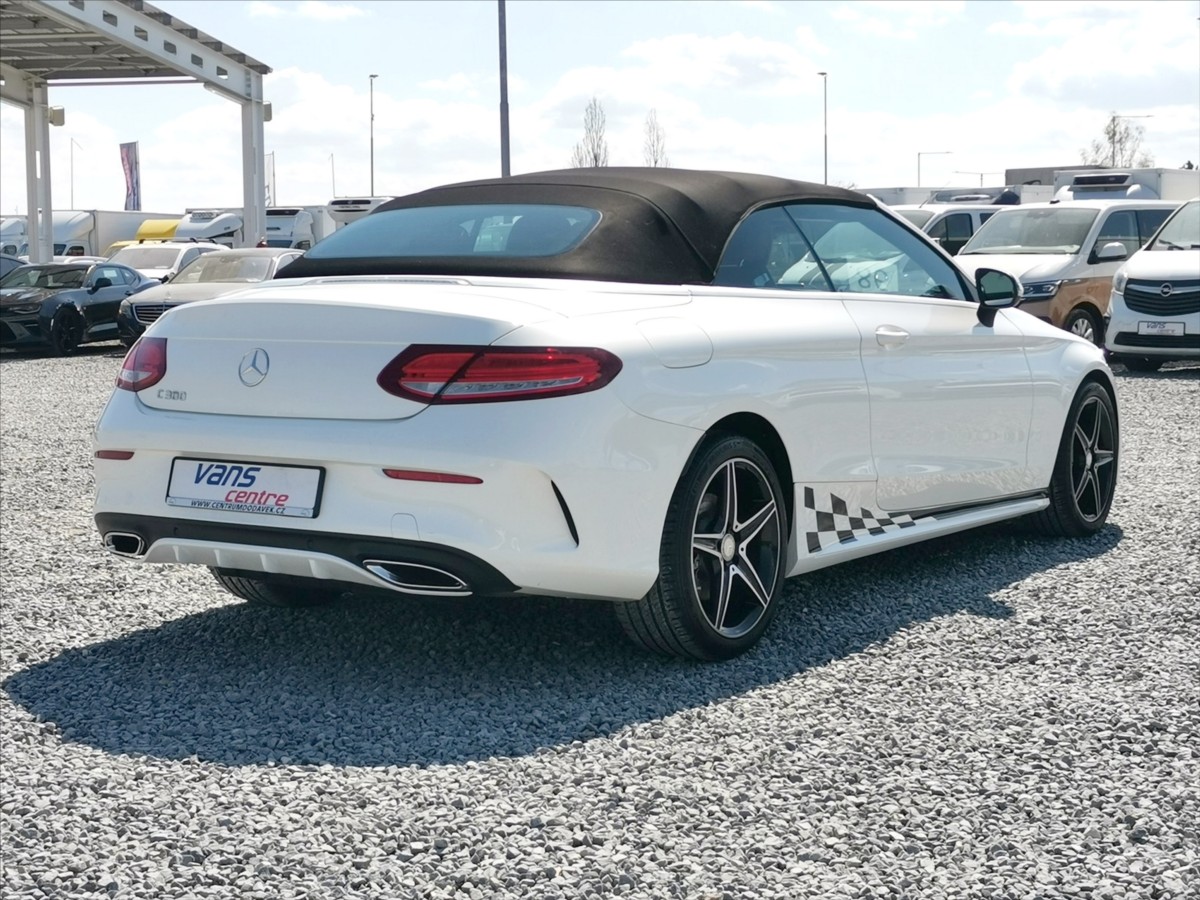 mercedes-benz-tridy-c-c300-cabrio-amg-burmester - 2
