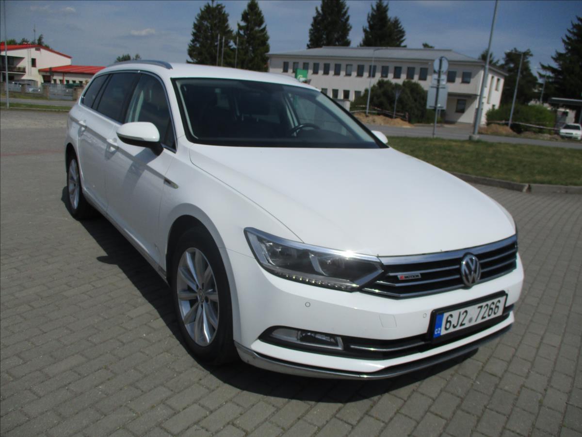 volkswagen-passat-2-0-tdi-140kw-bmt-4mot-dsg-highl-variant - 5