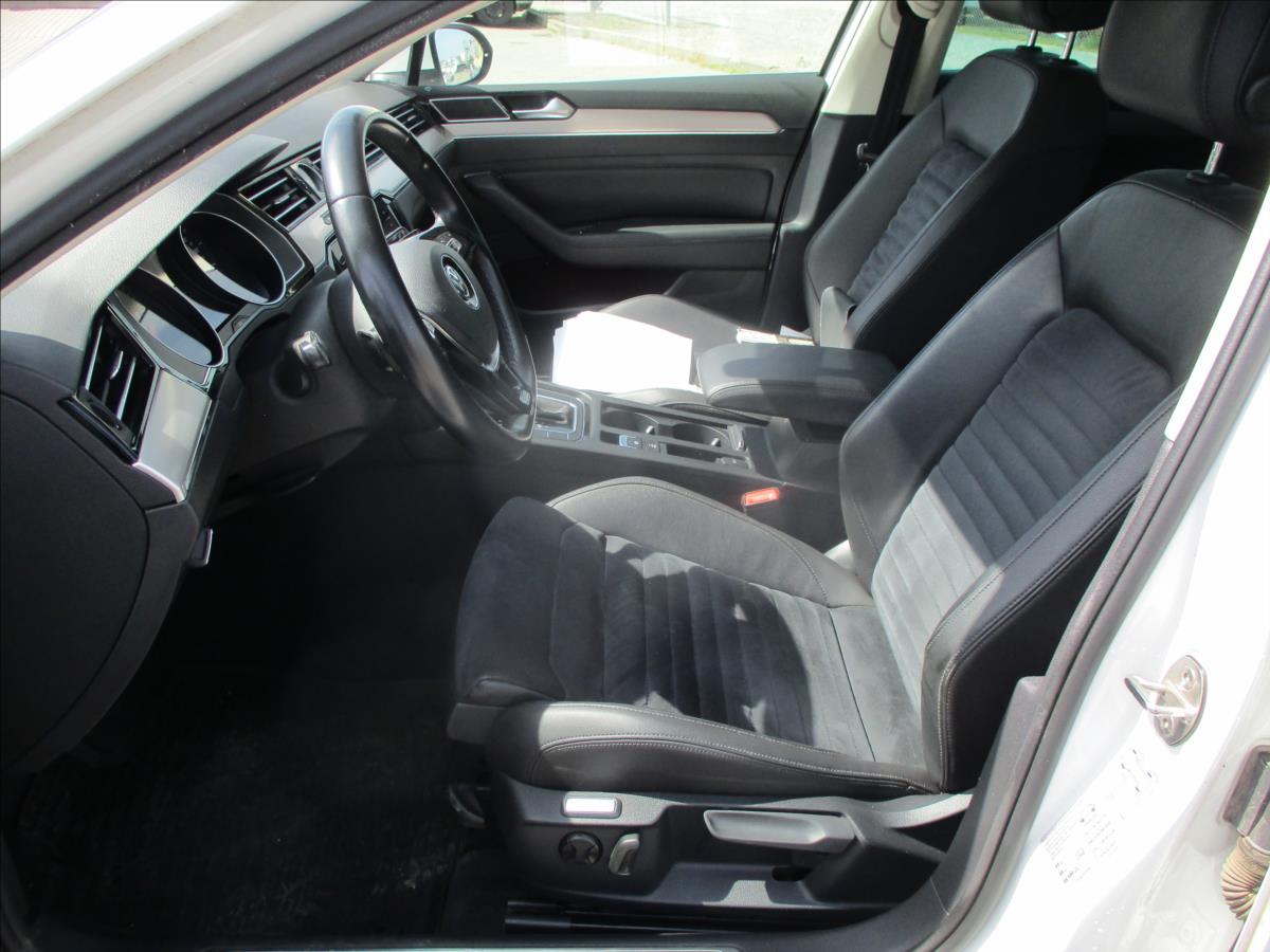 volkswagen-passat-2-0-tdi-140kw-bmt-4mot-dsg-highl-variant - 6