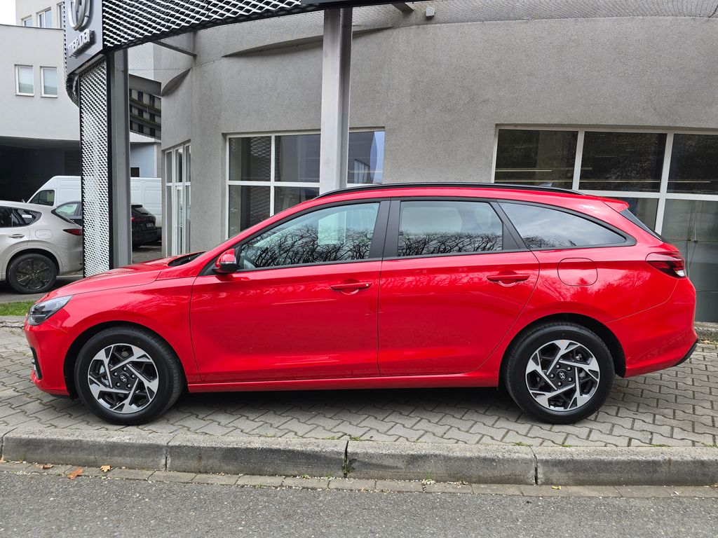 hyundai-i30-1-6-t-gdi-dct-go-czech - 1