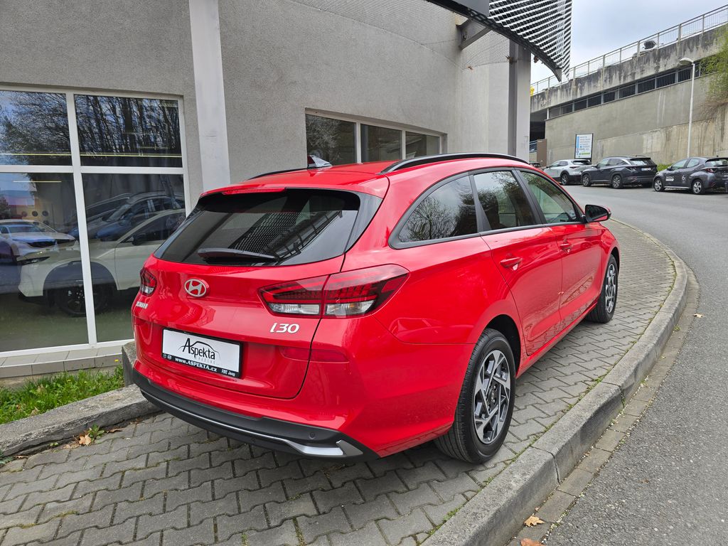 hyundai-i30-1-6-t-gdi-dct-go-czech - 4