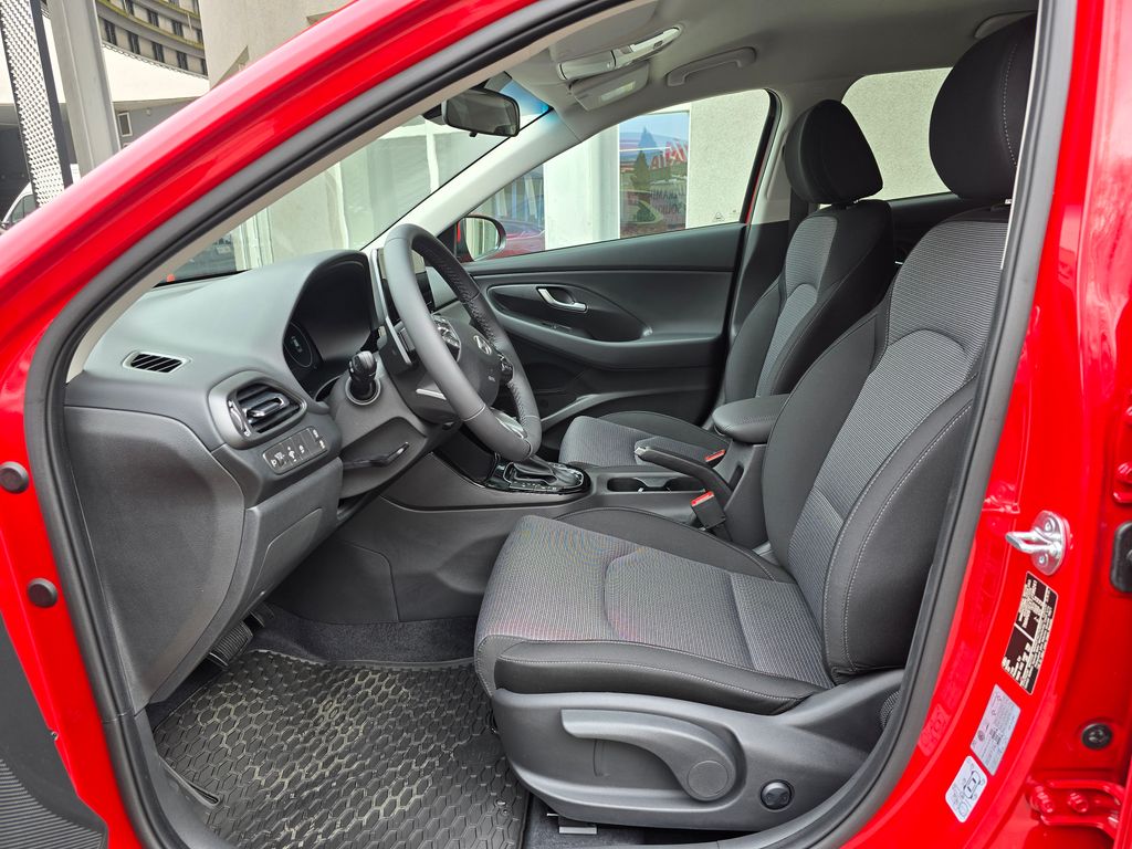 hyundai-i30-1-6-t-gdi-dct-go-czech - 8