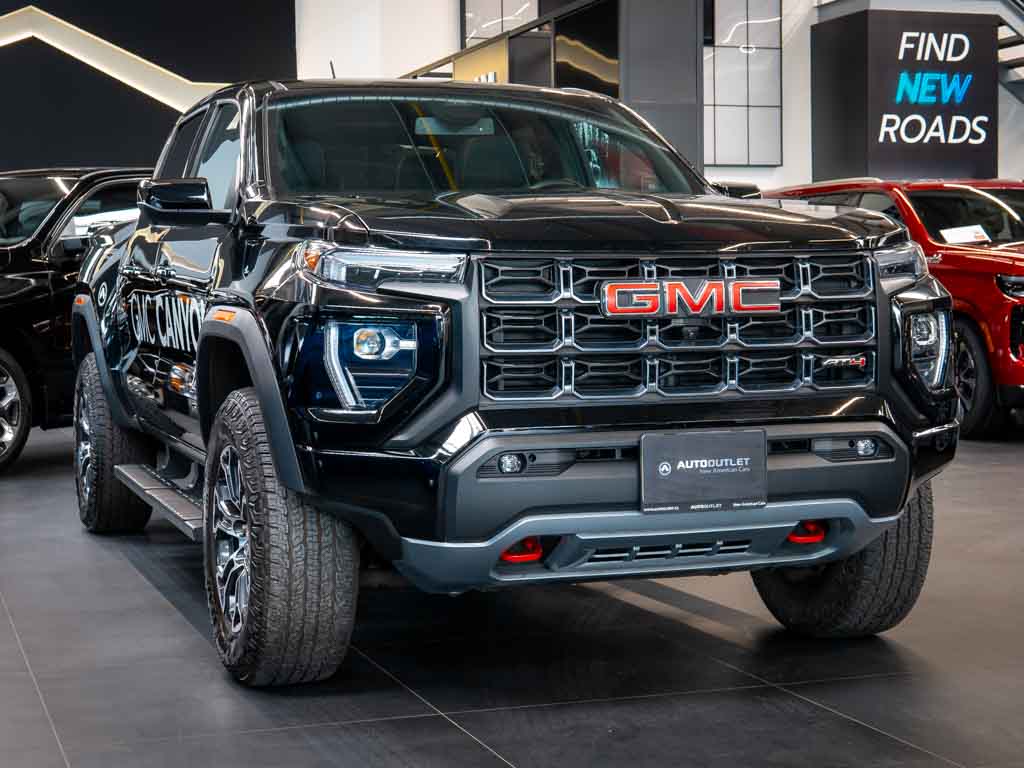 gmc-canyon-2-7-at4-premium-headup-2-lift - 8