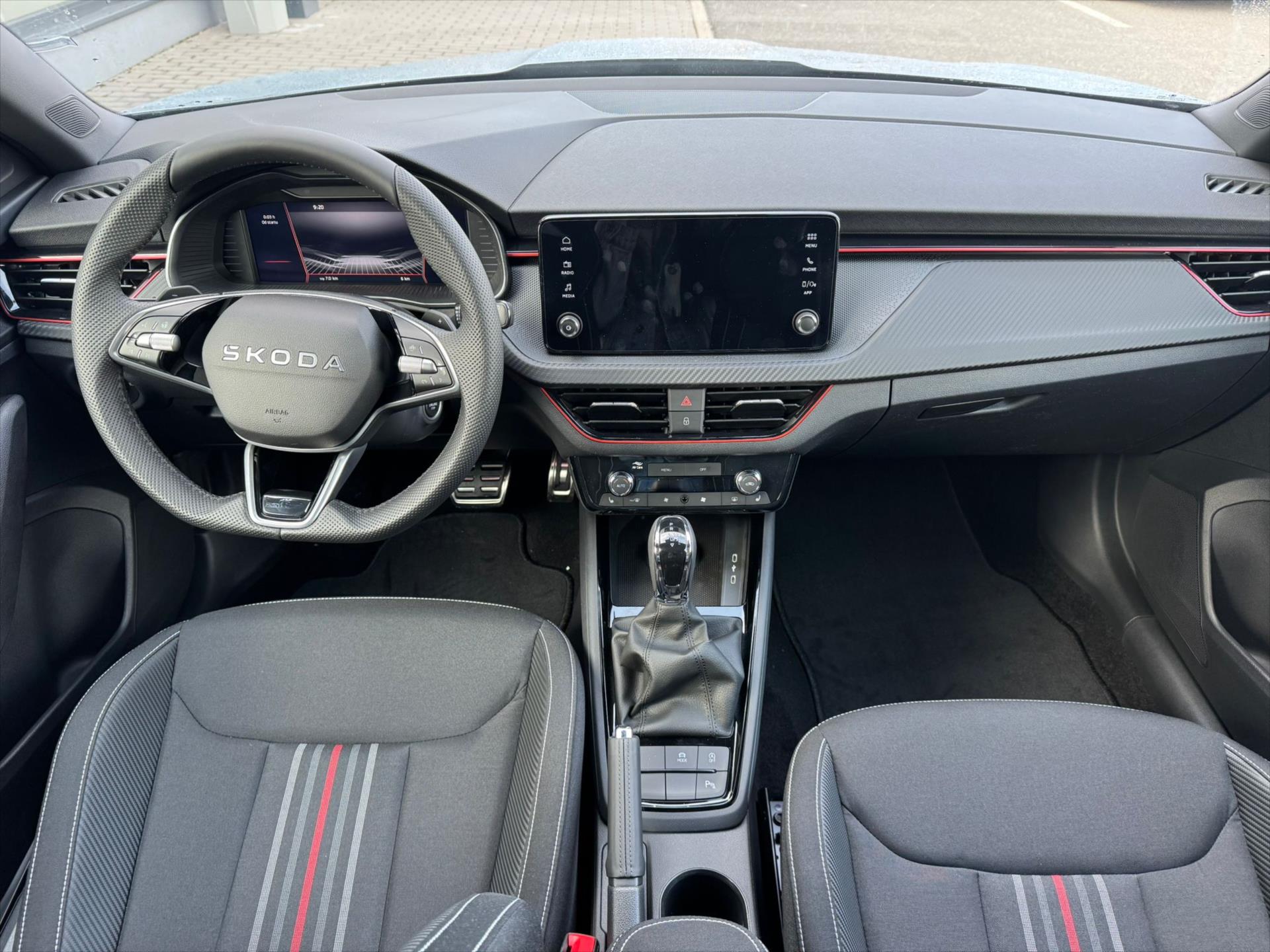 skoda-kamiq-1-0-tsi-85-kw-monte-carlo - 8