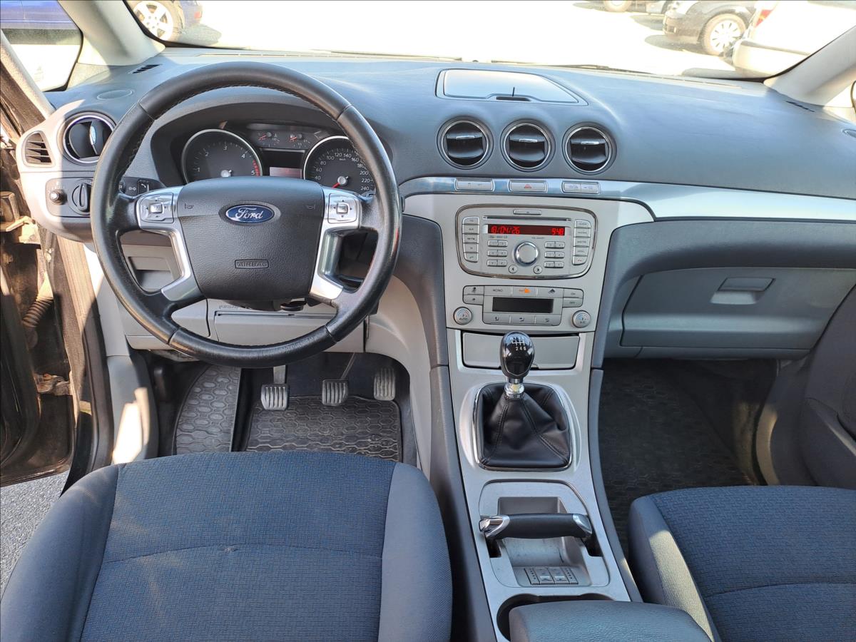 ford-galaxy-2-0-tdci-digiklima-7-mist - 8