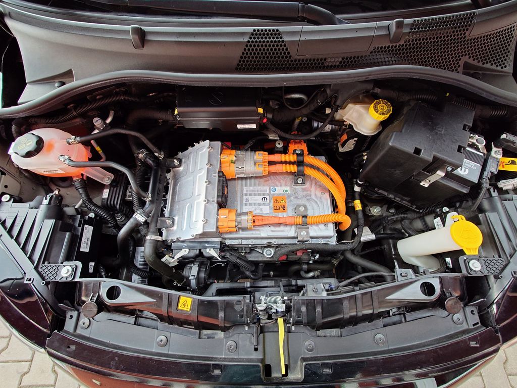 fiat-500e-cabrio-87-kw - 8