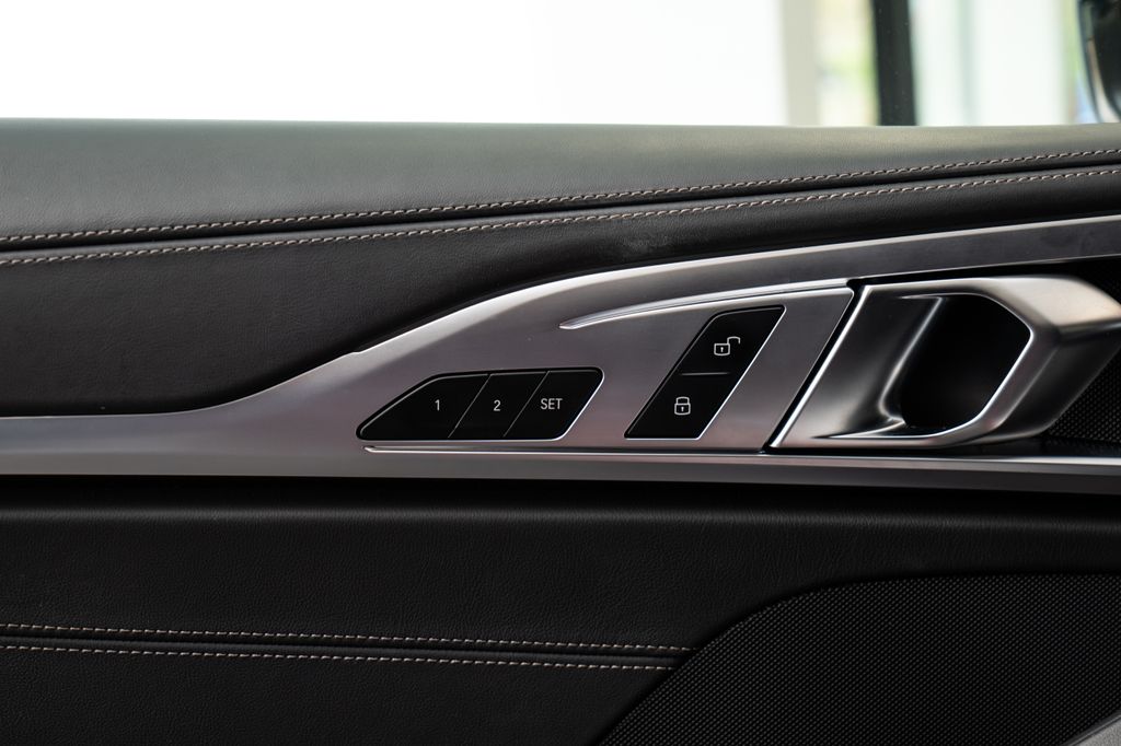 bmw-rada-8-i-xdrive-coupe-puvod-cr-1-maji - 7