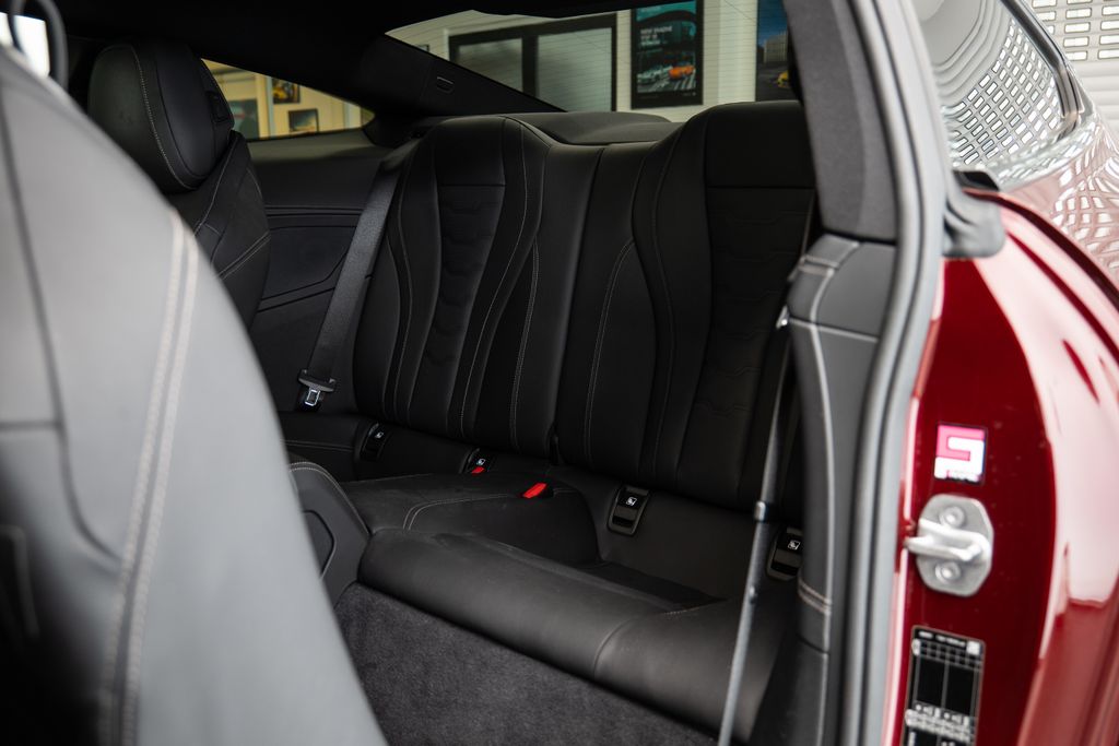 bmw-rada-8-i-xdrive-coupe-puvod-cr-1-maji - 9