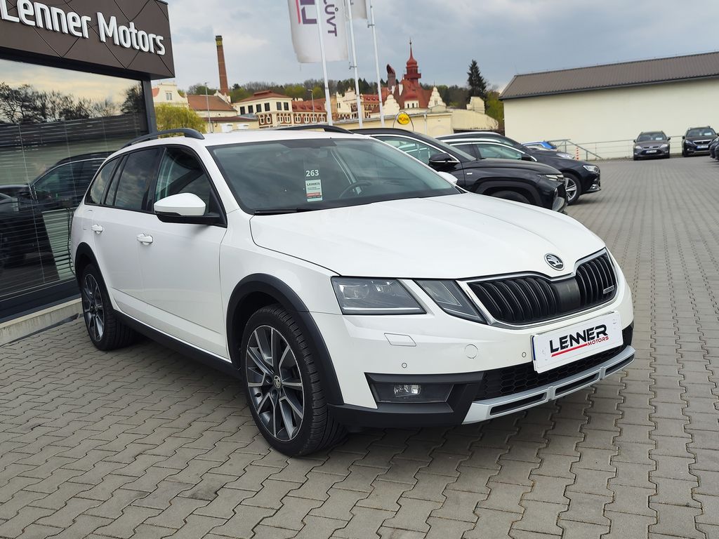 skoda-octavia-2-0-tdi-135kw-scout-4x4-dsg-cr - 2