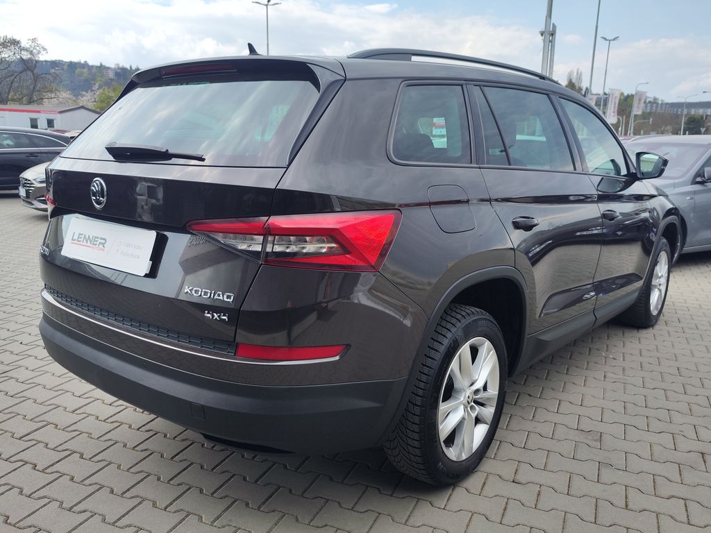 skoda-kodiaq-2-0-tdi-110kw-ambition-plus-ds - 4